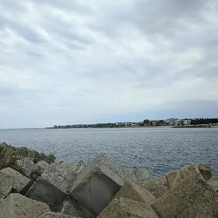 Elsi Sea Housе