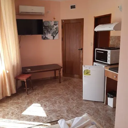 Elsi Sea Housе 3* Nesebar